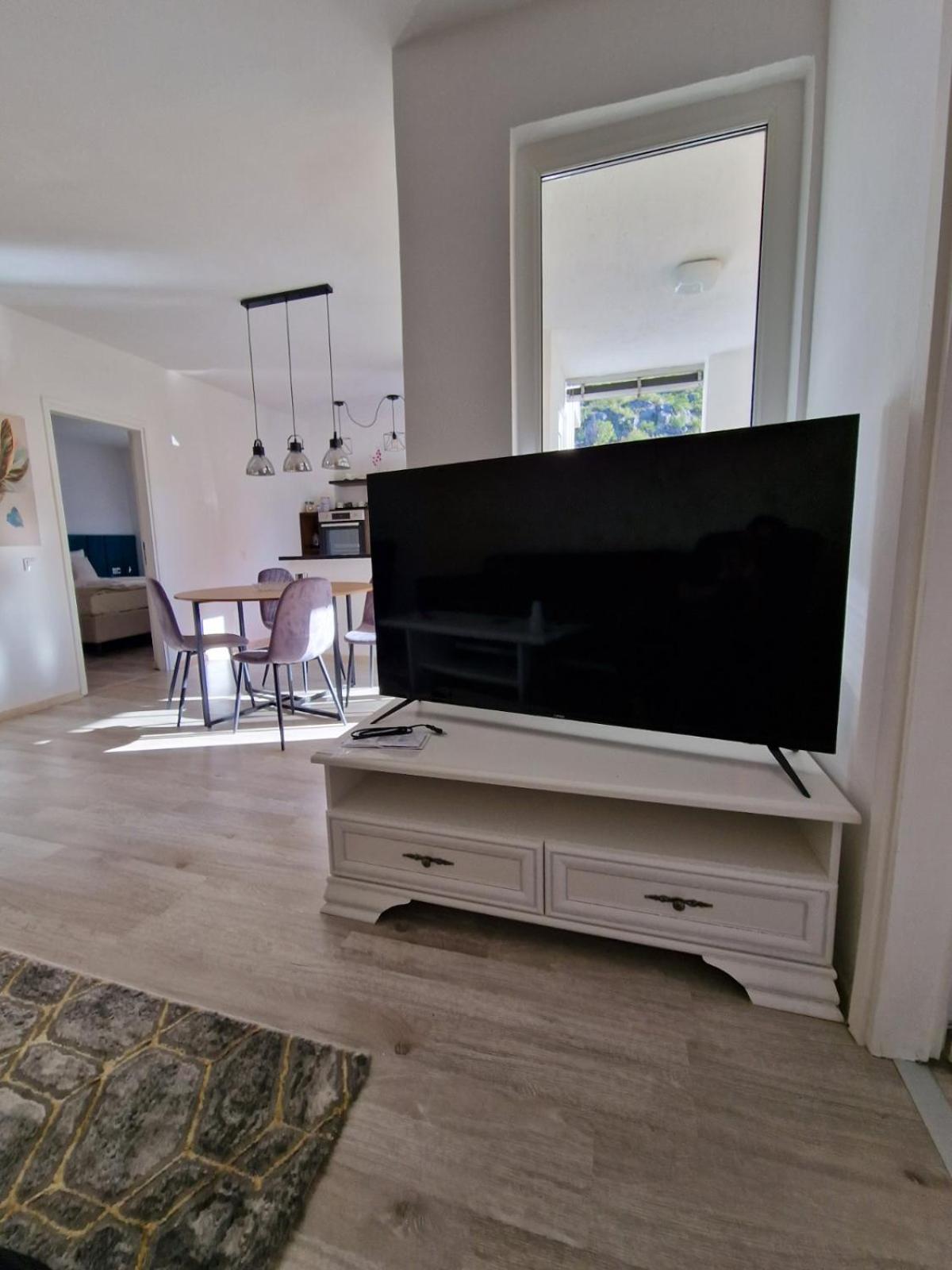 Hidden Gem Apartment โมสตาร์ ภายนอก รูปภาพ