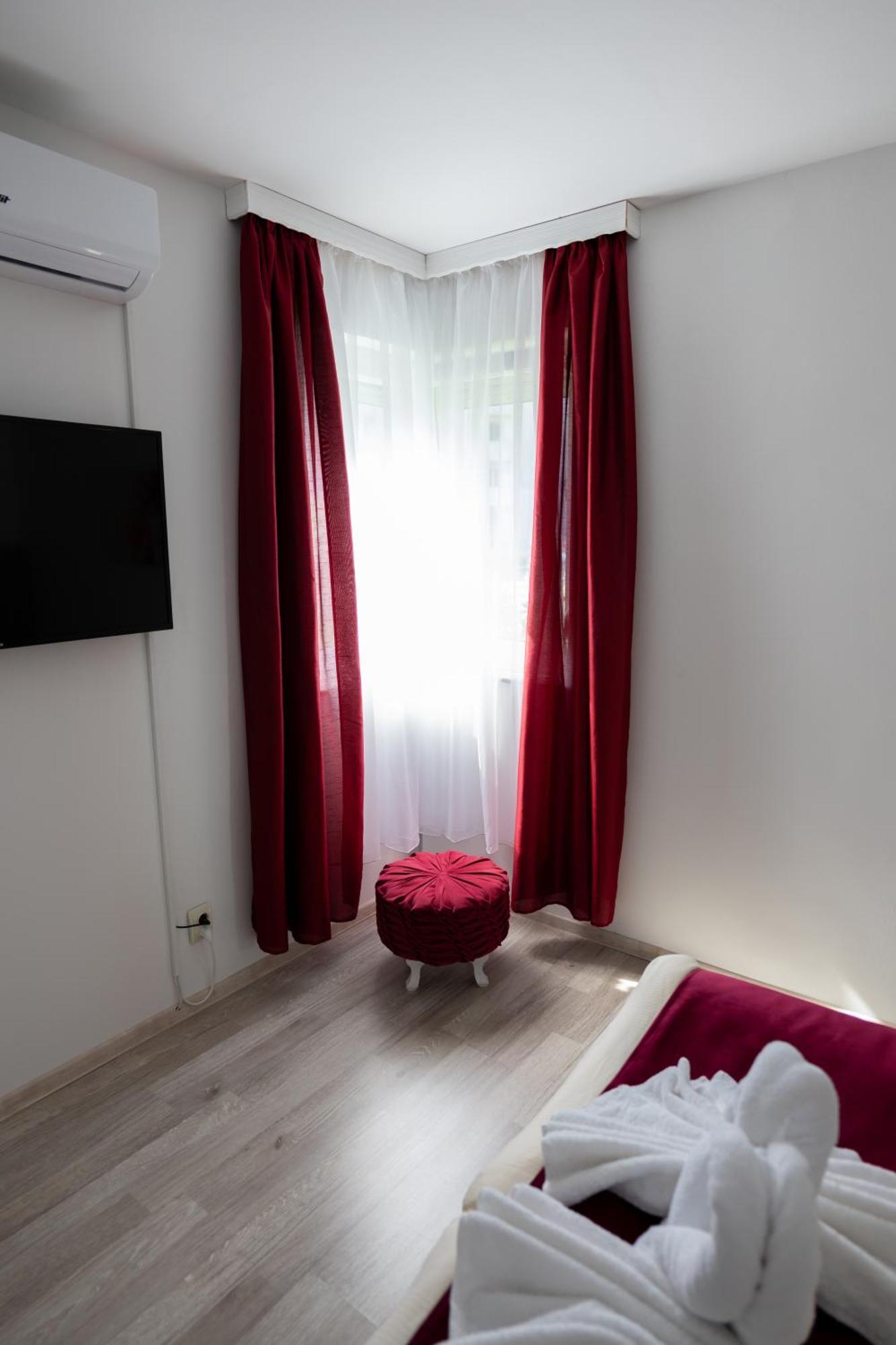 Hidden Gem Apartment โมสตาร์ ภายนอก รูปภาพ